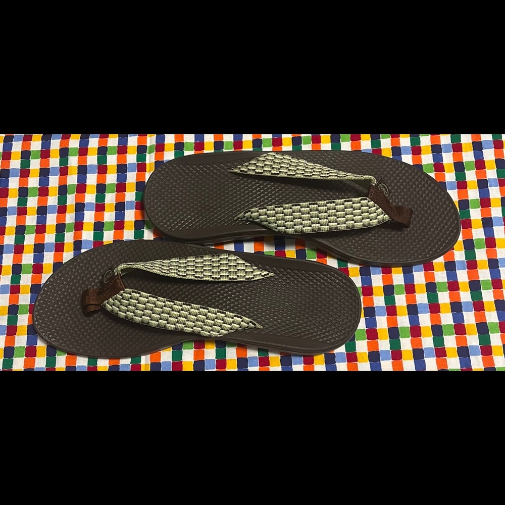 Chaco sandals 10 - Picture 4 of 5